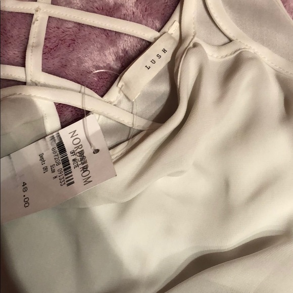 Dress - Picture 3 of 3